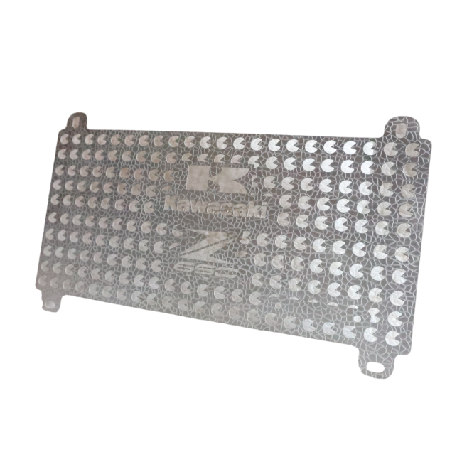 RADIATOR GUARD FOR KAWASAKI Z 650 - Image 2